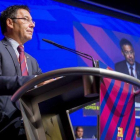 Josep Maria Bartomeu, durante su discurso ante el congreso de peñas azulgranas.-JOAN MONFORT