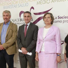 Agapito Hernández, Jorge Simón, Rafael Barbero, Asunción Cifuentes y Laura Pérez posan antes de la firma del convenio.-RAÚL G. OCHOA