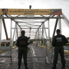 Puente José Antonio Páez en la frontera de Venezuela y Colombia.-EFE