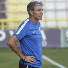 Paco Fernández fue el primer entrenador en la temporada 2016-2017-SANTI OTERO