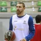 Deividas Gailius, durante un entrenamiento.-ISRAEL L. MURILLO