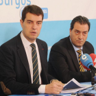 De izquierda a derecha, Ángel Ibáñez y Salvador Cruz, durante la rueda de prensa de ayer.-ISRAEL L. MURILLO