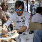 Fernando Alonso, ayer, en Indianápolis, en el día de la prensa.-AP