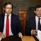 El presidente de la Diputación de León, Emilio Orejas y el portavoz del Partido Popular, Jaime González-Ical