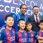 Bartomeu y Ronaldinho, en la inauguración del Mission Hills Resort en China.-A GERMAN PARGA / FC BARCELONA