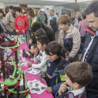 Niños y padres se divirtieron con las actividades programadas en la Escuela Politécnica Superior de La Milanera.-SANTI OTERO