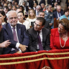 El expresidente valenciano Alberto Fabra, junto al entonces presidente de las Corts, Juan Cotino; el delegado del Gobierno, Serafín Castellano; y la alcaldesa de València, Rita Barberá.-MIGUEL LORENZO