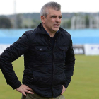 De Los Mozos sigue atento las evoluciones del partido-Alberto Calvo