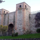 Una de las doce puertas de la muralla que se conservan: el arco de San Esteban.-ICAL