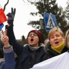 Manifestantes de la oposición frente al Parlamento de Varsovia.-REUTERS / KACPER PEMPEL