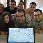 Investigadores del grupo Bisite de la USAL con la aplicación Spaces4All.-ENRIQUE CARRASCAL