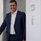 Pedro Sánchez, este viernes en Madrid, justo antes de reunirse con asociaciones culturales.-JOSÉ LUIS ROCA