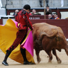 Morenito de Aranda en la última goyesca que toreó en Madrid el 2 de mayo de 2013.-ECB