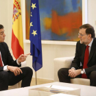 Reunión de ambos políticos en la Moncloa tras las últimas elecciones generales.-DAVID CASTRO