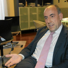 José María Hernández en su despacho de la Diputación de Palencia-Brágimo