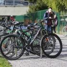 Facilitar la movilidad gratuita en autobús o alquiler de bicicleta, una de las medida ante picos de contaminación en Burgos. SANTI OTERO