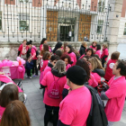 Medio centenar de matronas organiza una concentración frente a la Consejería de Sanidad para visibilizar las competencias de su profesión y las actividades que realiza en favor de la población-Ical