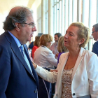 Juan Vicente Herrera y María Luisa Lombardero, ayer, antes de comenzar la jornada sobre EEUU.-ICAL