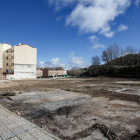 Los propietarios del suelo deben dejar el terreno vallado para evitar cualquier tipo de riesgo para las personas. © ECB/ SANTI OTERO