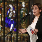 La alcaldesa Ada Colau, durante una comparecencia en el ayuntamiento.-ARCHIVO / FERRAN NADEU