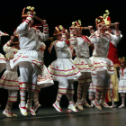El grupo de Baños de Valdearados interpretó siete danzas con nombres tan curiosos como La Gulé, El Mexicano, El Conceso, El Juncal...-Raúl Ochoa