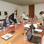 Momento de la reunión del consejo rector del Consorcio del Desvío que se celebró ayer.-RAÚL G. OCHOA