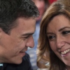 Pedro Sánchez y Susana Díaz, en marzo del 2015 durante un mitin en Vicar (Almería).-AFP