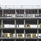Un edificio en construcción en la zona del S-4 en la capital burgalesa.-ISRAEL L. MURILLO