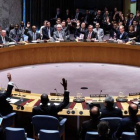 Votación del Consejo de Seguridad de la ONU en que se ha acordado levantar las sanciones a Irán.-Foto: AFP / JEWEL SAMAD