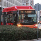 Parada de autobús de la plaza de España, en la capital burgalesa.-RAÚL G. OCHOA