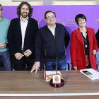 Miguel de Lucio (tercero por la izquierda) en una de sus últimas apariciones públicas antes de ser cesado junto a ediles y responsables de C’s y Lidia Isla (PSOE).-RAÚL G. OCHOA