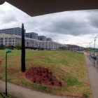 La empresa pretende destinar esta parcela a un aparcamiento y a superficies comerciales.-ISRAEL L. MURILLO