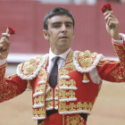 Miguel Ángel Perera en son triunfal el miércoles en el Coliseum.-SANTI OTERO