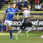 Zabaleta supera a un rival por velocidad.-SANTI OTERO