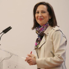 Margarita Robles en una rueda de prensa.-JOSE LUIS ROCA