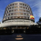 El edificio del Tribunal Constitucional, en Madrid, ayer.-AGUSTÍN CATALÁN