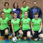 Plantilla del equipo Bar La Peña, que se acaba de proclamar campeón del torneo de Liga femenino-ECB