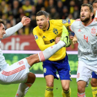 Un momento del partido de este martes en Suecia.-EFE / EPA /JESSICA GOW