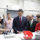 Sánchez, junto a Lambán y Celaá, esta mañana en Zaragoza-CHUS MARCHADOR