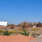 La parcela donde se construirá la planta se encuentra en el polígono industral local.-ECB