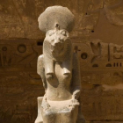 Estatua de la diosa Sejmet, en Luxor, similar a las halladas por un equipo de arqueólogos europeos.-