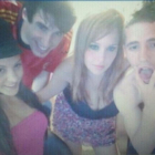 Javi Martínez e Iker Muniain, junto la actriz porno Carolina Abril y otra chica durante una barbacoa en el 2012.-TUENTI