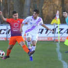 Portal impide el avance de un jugador del Numancia B.-ISRAEL L. MURILLO