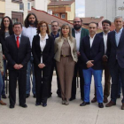 César Rico y Raquel González posan junto al resto de miembros de la candidatura popular en Aranda.-B.C.