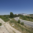 El nuevo vial conectaría el bulevar ferroviario, desde la antigua CLH, con la carretera de Valladolid. ISRAEL L. MURILLO