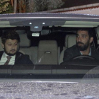 Arda Turan sale de la comisaría donde declaró con su abogado el pasado 11 de octubre-AP