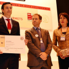 Un momento de la entrega del premio.-ECB