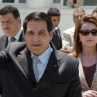 Ben Alí y su esposa, Leila, en una imagen tomada en mayo del 2010.-FETHI BELAID (AFP)