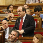 El líder del PSC, Miquel Iceta, en el Parlament.-GERARD ARTIGAS (ACN)
