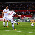 El jugador español Aspas, en el momento de marcar el séptimo gol ante Liechtenstein, en partido de clasificación para el Mundial de Rusia 2018.-CHRIS BRUNSKILL LTD